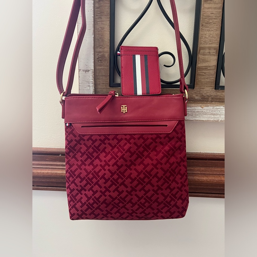 Tommy Hilfiger Cross Body bag with card holder